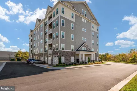 8921 Carls Ct #P, Ellicott City, MD 21043