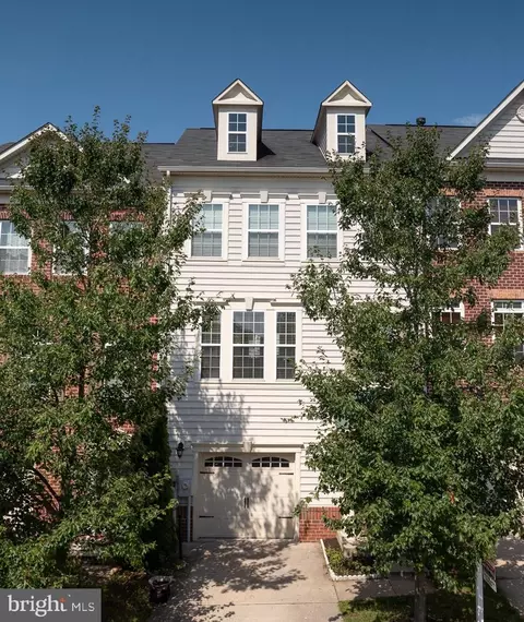 9704 Pine Arc, Laurel, MD 20723 photo 2