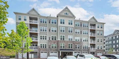 8950 Carls Ct #B, Ellicott City, MD 21043