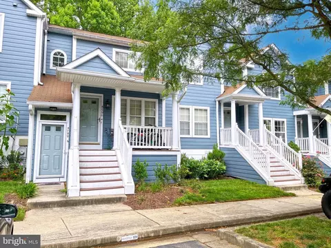 4790 Dorsey Hall Dr #4, Ellicott City, MD 21042