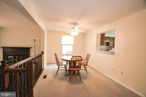 6028 Wild Ginger Ct, Columbia, MD 21044 photo 5