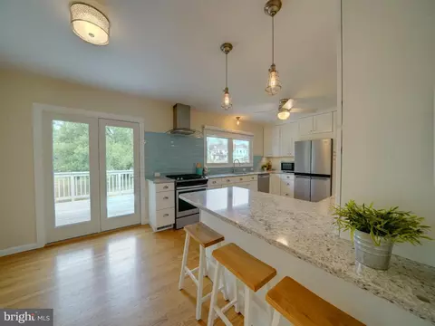7990 Aladdin Dr, Laurel, MD 20723 photo 12
