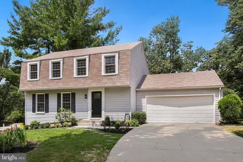 5411 Chatterbird Pl, Columbia, MD 21045