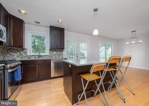 9698 Halstead Ave, Laurel, MD 20723 photo 13