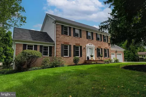 9522 Joey Dr, Ellicott City, MD 21042