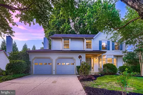 8510 Hedge Row Ct, Ellicott City, MD 21043