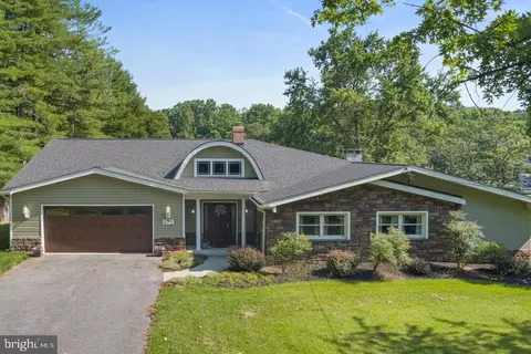 671 River Rd, Sykesville, MD 21784