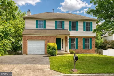 9201 Homestretch Ct, Laurel, MD 20723