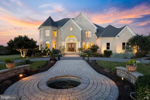 6547 Paper Pl, Highland, MD 20777