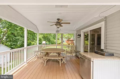 6014 River Birch Ct, Hanover, MD 21076 photo 18