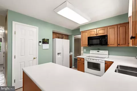 6014 River Birch Ct, Hanover, MD 21076 photo 10