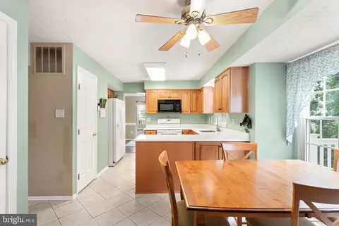 6014 River Birch Ct, Hanover, MD 21076 photo 13