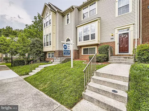 7612 Oldfield Ln, Ellicott City, MD 21043