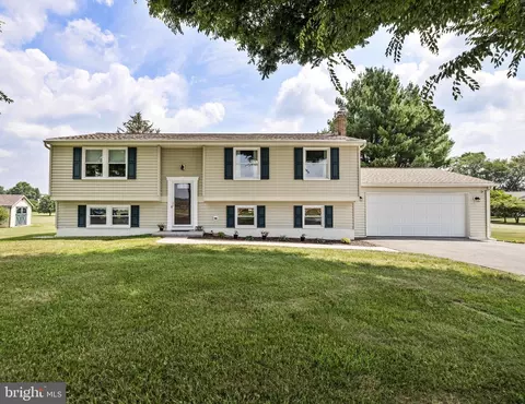 1379 Woodbine Rd, Woodbine, MD 21797