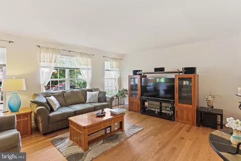 6516 Waving Tree Ct, Columbia, MD 21044 photo 13