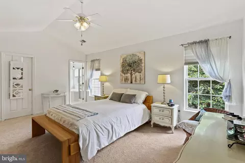 6516 Waving Tree Ct, Columbia, MD 21044 photo 17