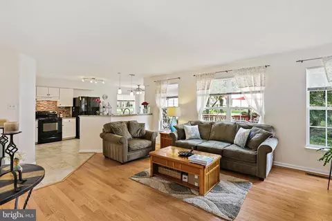 6516 Waving Tree Ct, Columbia, MD 21044 photo 12