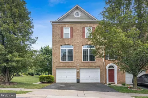 8903 Lee Manor Dr, Ellicott City, MD 21043