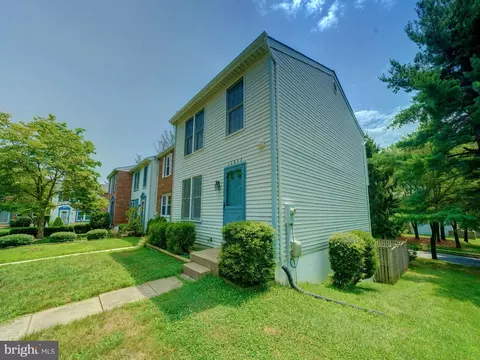 10622 Delfield Ct, Laurel, MD 20723
