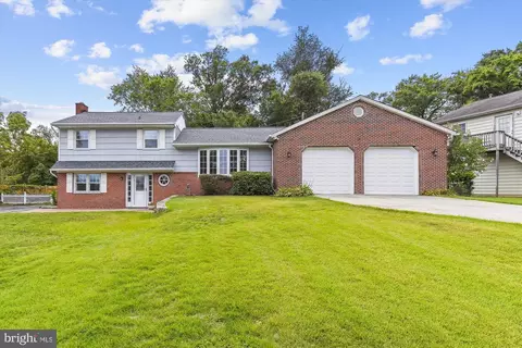 6615 Pheasant Dr, Elkridge, MD 21075