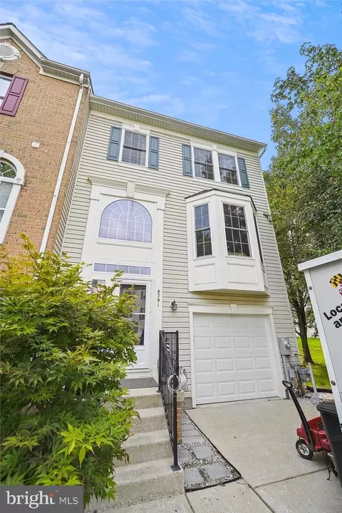 8791 Stonehouse Dr, Ellicott City, MD 21043