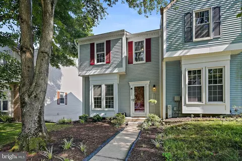 3390 Oak West Dr, Ellicott City, MD 21043