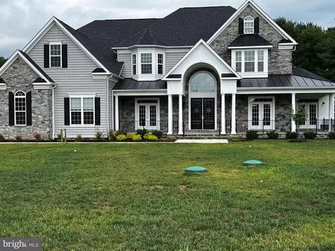 6501 Old Hilltop Ct, Highland, MD 20777