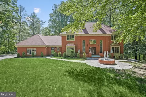 8972 Furrow Ave, Ellicott City, MD 21042