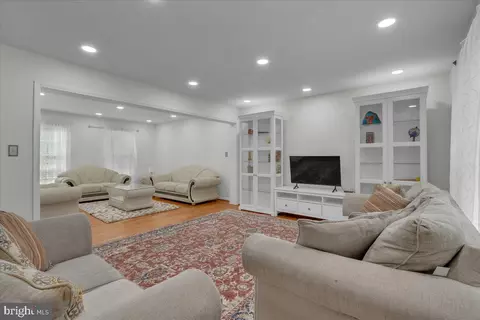 10285 Stansfield Rd, Laurel, MD 20723 photo 8