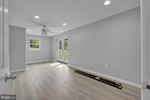 10285 Stansfield Rd, Laurel, MD 20723 photo 31