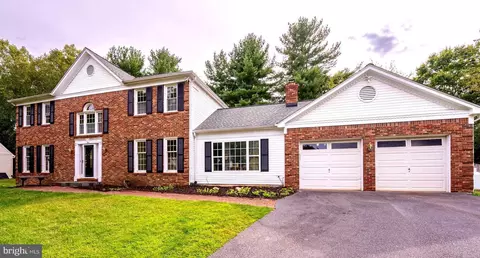 8320 Wehland Ct, Laurel, MD 20723