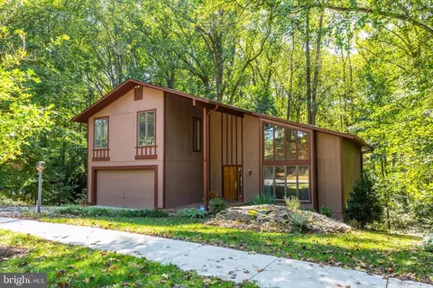 11209 Willow Bottom Dr, Columbia, MD 21044