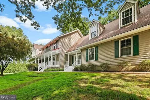 866 The Old Station Ct, Woodbine, MD 21797