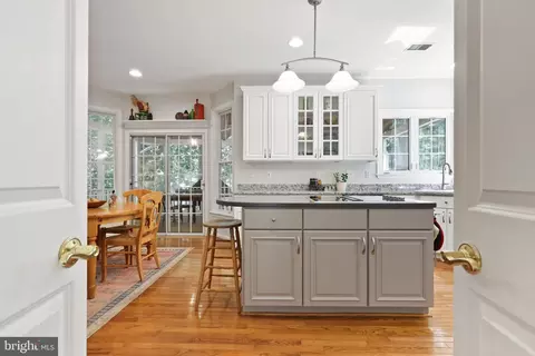 6460 Sundown Trl, Columbia, MD 21044 photo 18