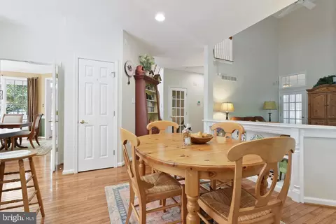 6460 Sundown Trl, Columbia, MD 21044 photo 21