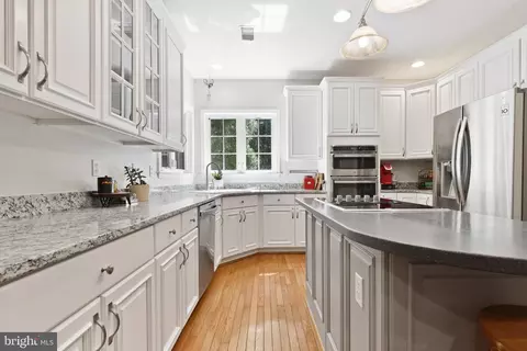 6460 Sundown Trl, Columbia, MD 21044 photo 14