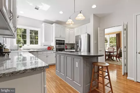 6460 Sundown Trl, Columbia, MD 21044 photo 16