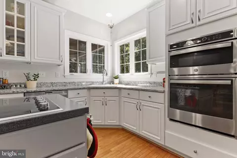 6460 Sundown Trl, Columbia, MD 21044 photo 13