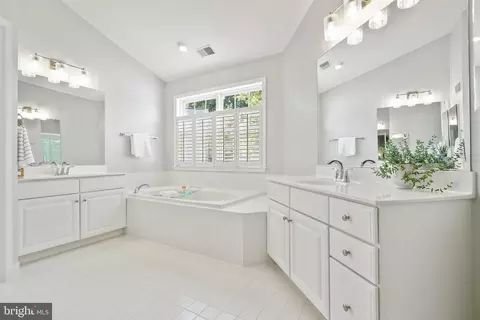 6460 Sundown Trl, Columbia, MD 21044 photo 40