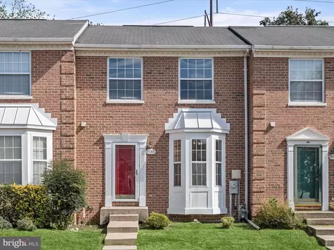 7158 Natures Rd, Columbia, MD 21046