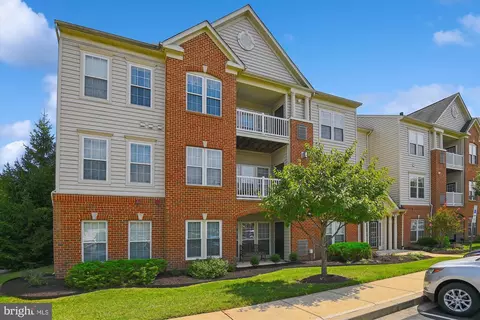 8135 Cyprus Cedar Ln #H, Ellicott City, MD 21043
