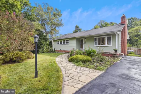 6701 Carlinda Ave, Columbia, MD 21046