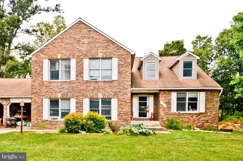 10421 Rosemont Dr, Laurel, MD 20723