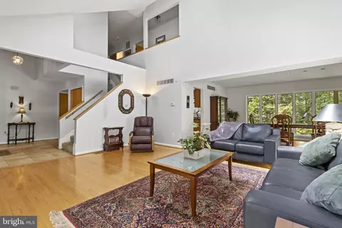6126 Triangle Dr N, Columbia, MD 21044 photo 12
