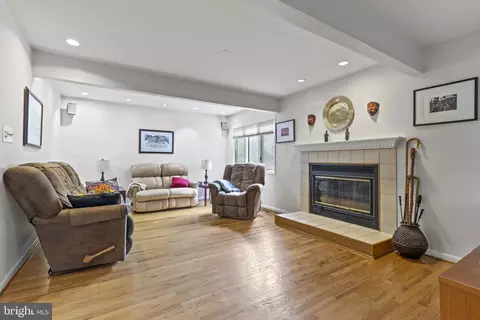 6126 Triangle Dr N, Columbia, MD 21044 photo 17