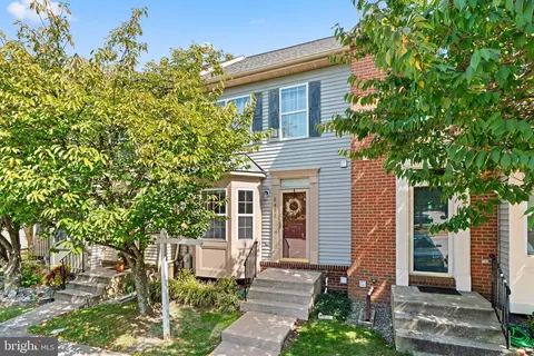 6432 Frothingham Ct, Elkridge, MD 21075