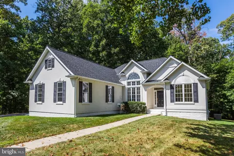 12548 Woodridge Ln, Highland, MD 20777