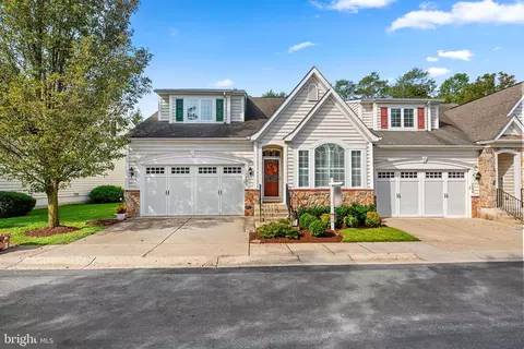 7250 Pebble Creek Dr #24, Elkridge, MD 21075