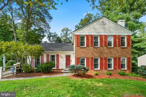 5454 Phelps Luck Dr, Columbia, MD 21045