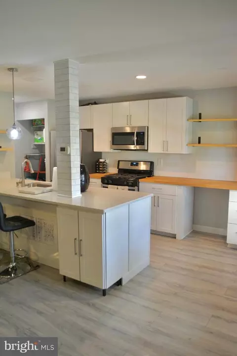 9240 Bridle Path Ln #E, Laurel, MD 20723 photo 6
